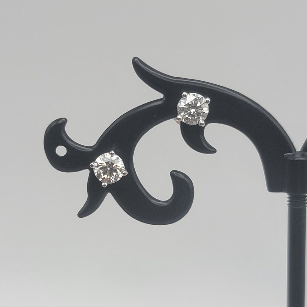 14K White Gold .5 ctw Diamond Studs
